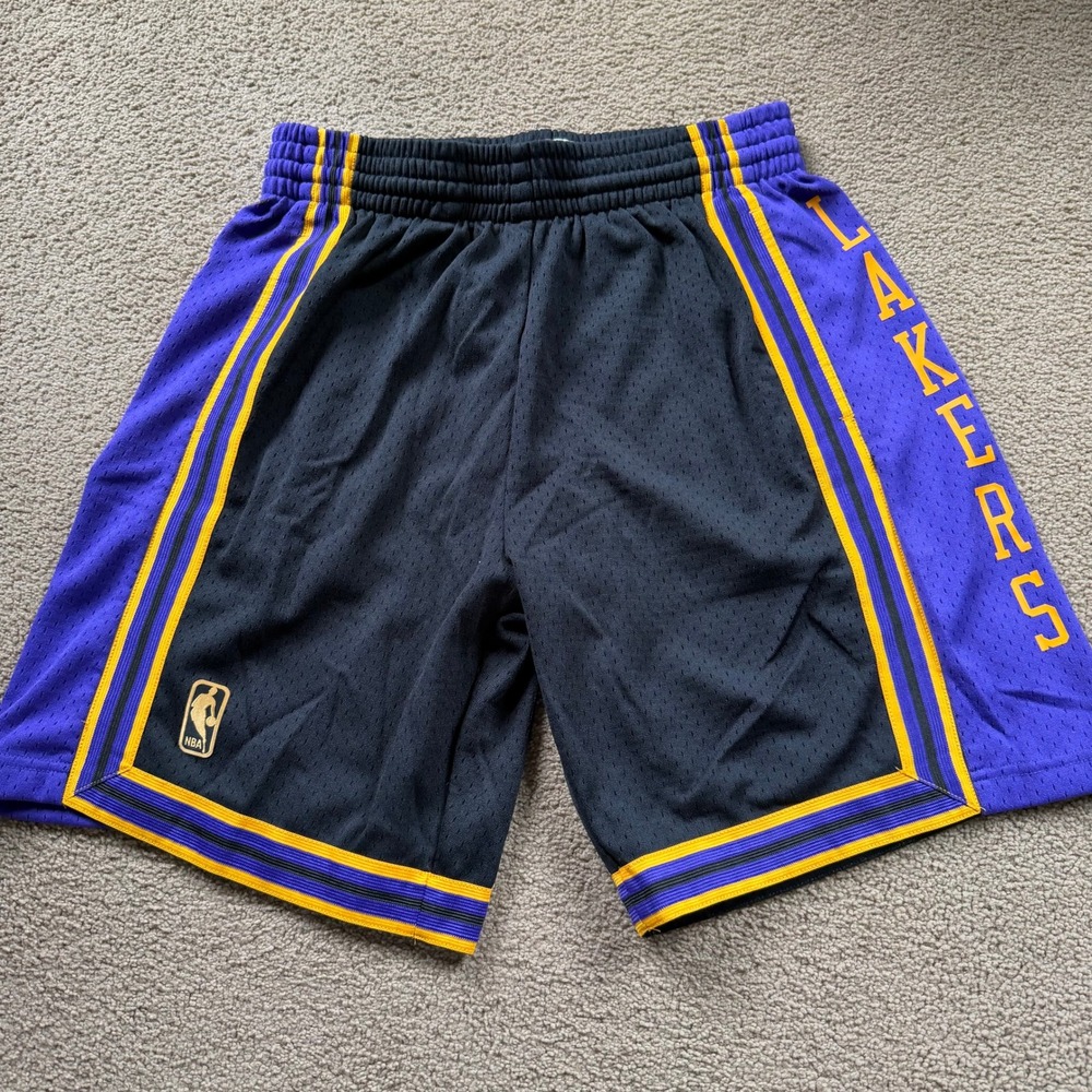 Mitchell & Ness NBA "1996 Los Angeles Lakers Swingman Shorts Men's Medium Black